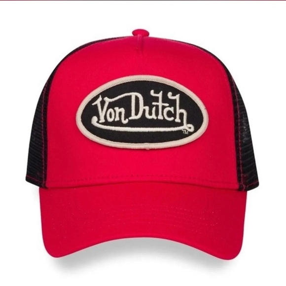 Von Dutch Other - NWT Von Dutch Red and Black Mesh Cap